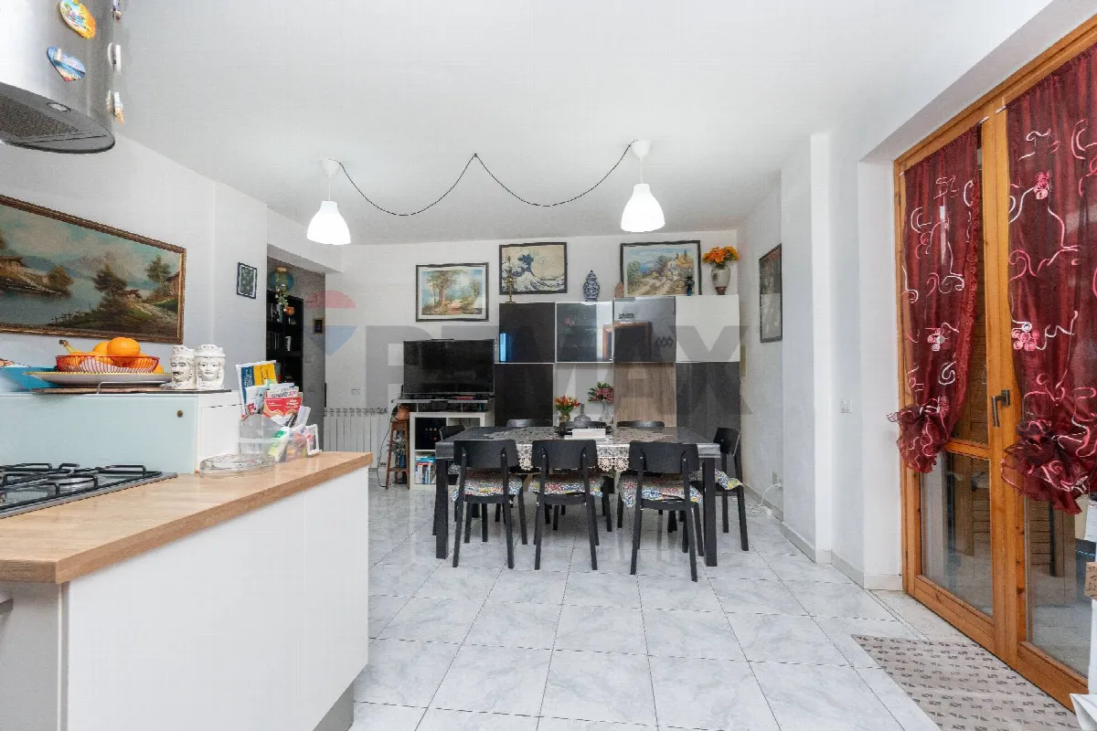 Appartamento in vendita a Motta Sant'Anastasia - foto 1