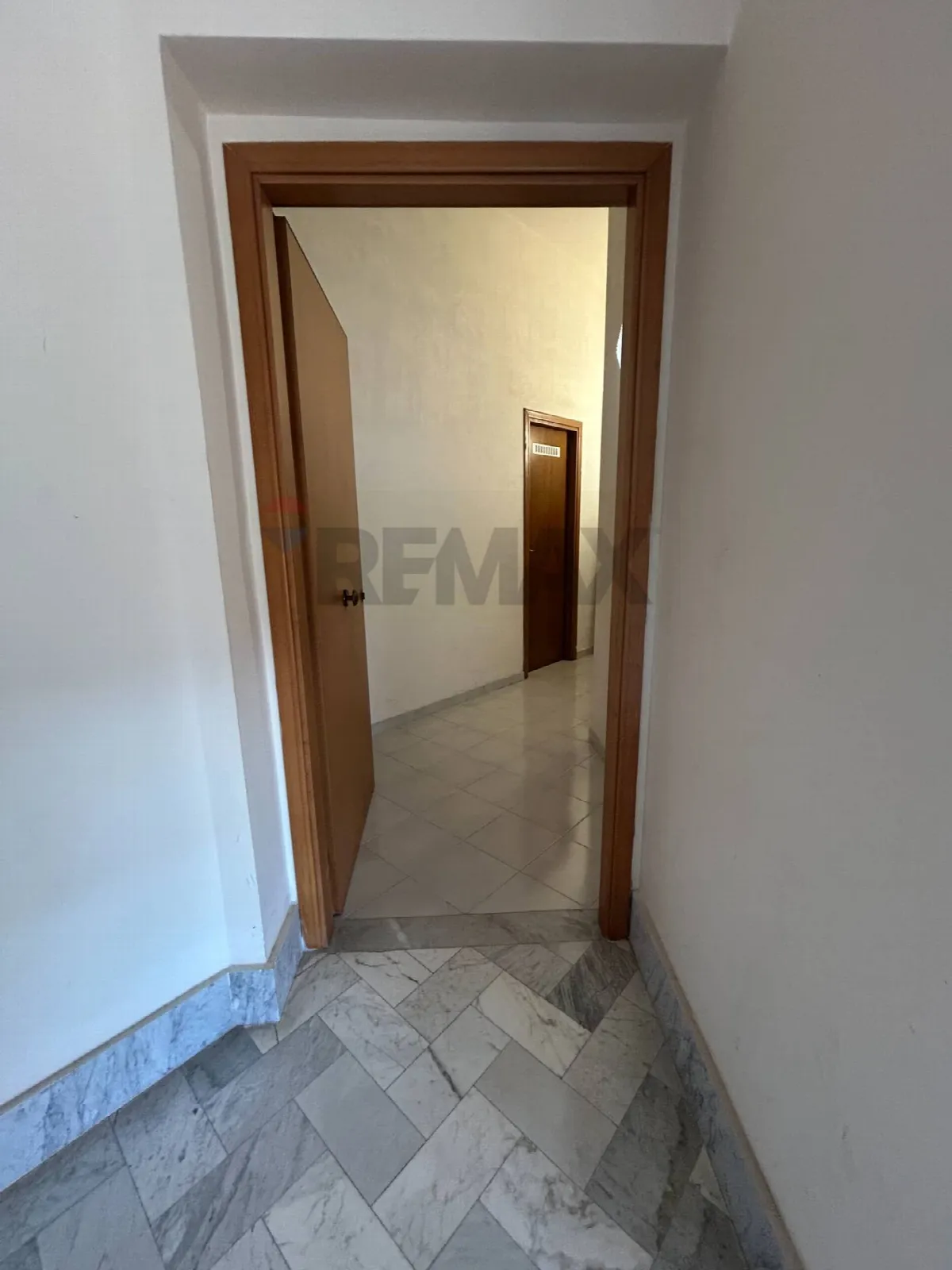 Appartamento in vendita a Caltanissetta, Zona Alta - foto 2