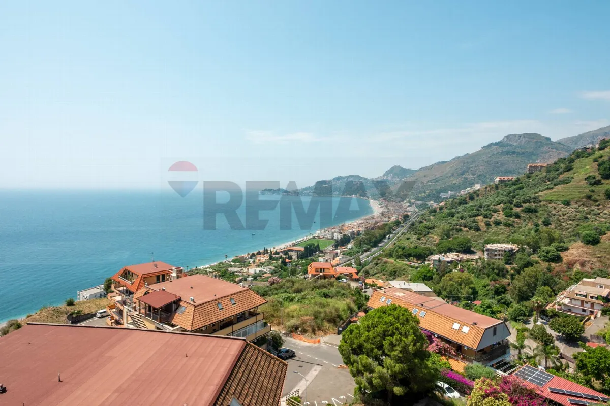 Appartamento in vendita a Letojanni, Contrada Sillemi - foto 1