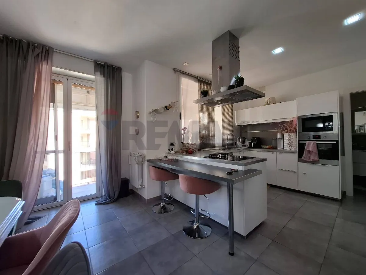 Appartamento in vendita a Siracusa, Grottasanta - foto 1