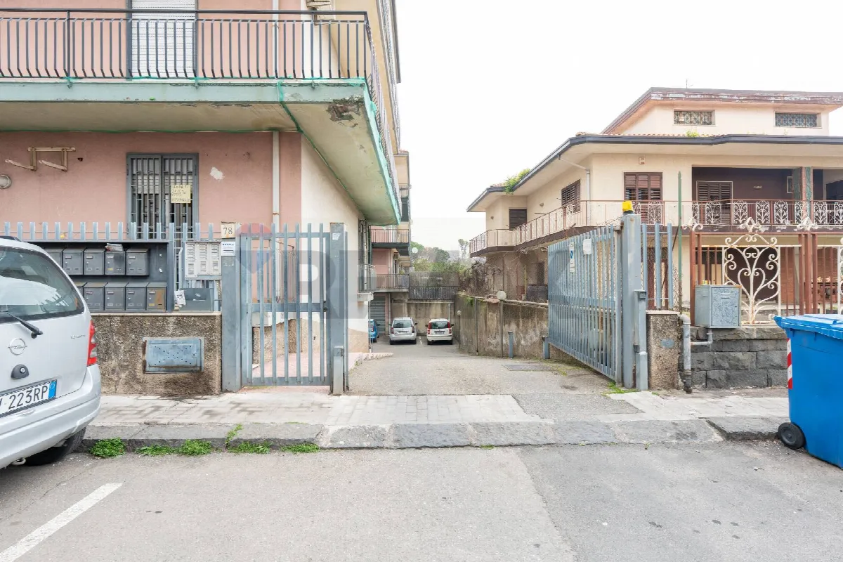 Appartamento in vendita a Aci Sant'Antonio, Santa Maria La Stella - foto 3