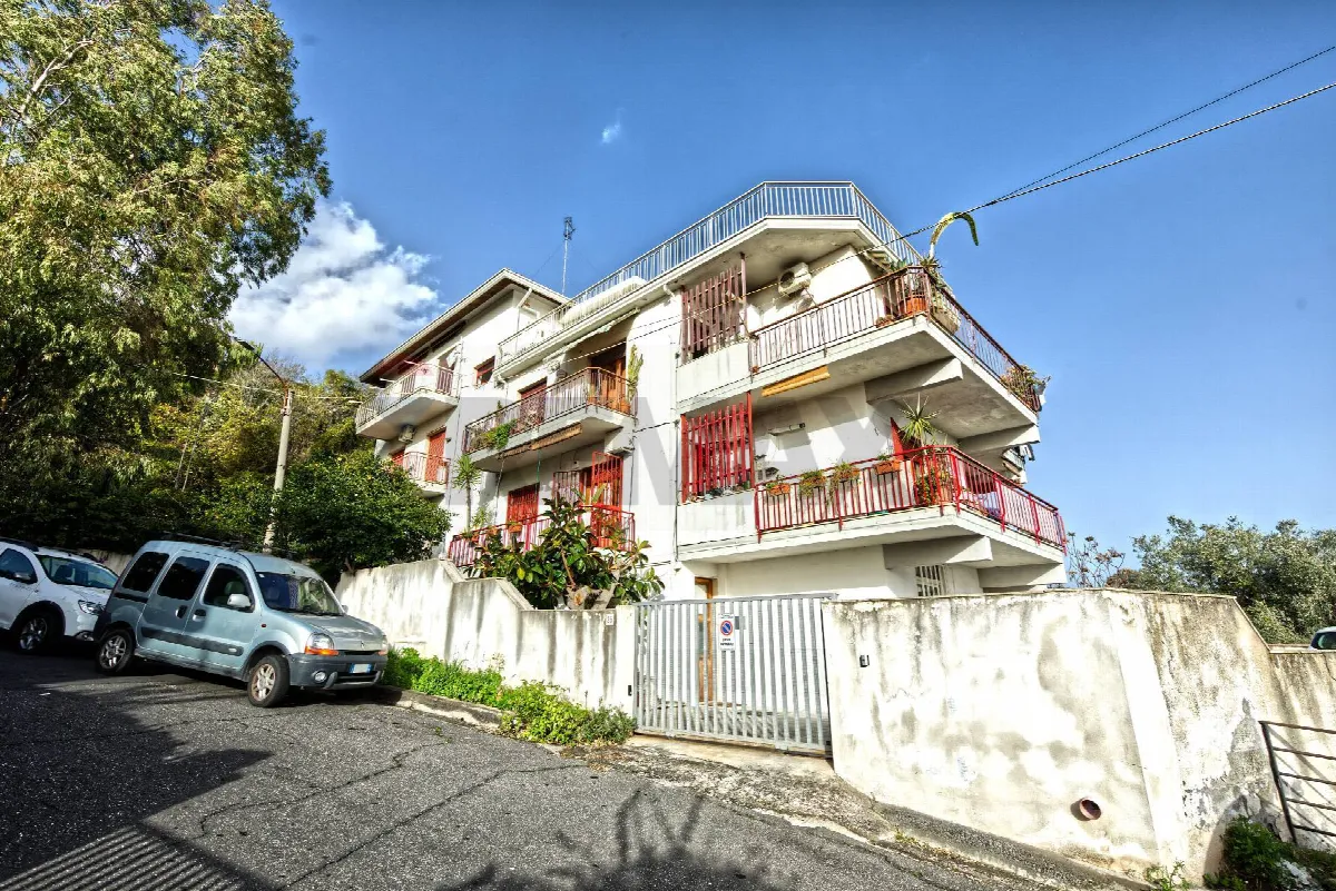 Appartamento in vendita a Sant'Agata li Battiati - foto 2