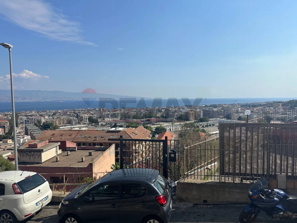 Appartamento in vendita a Messina, Via G. Bruno P.zza Dante - foto 2