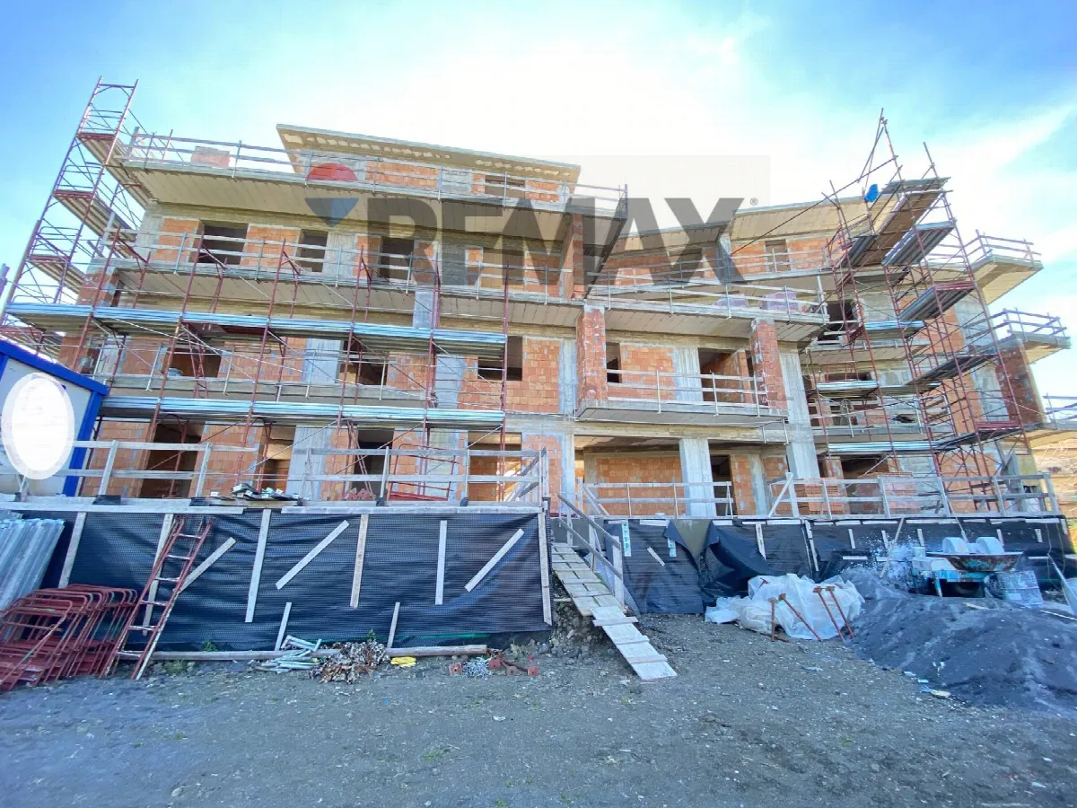 Nuove costruzioni in vendita a Tremestieri Etneo - foto 8
