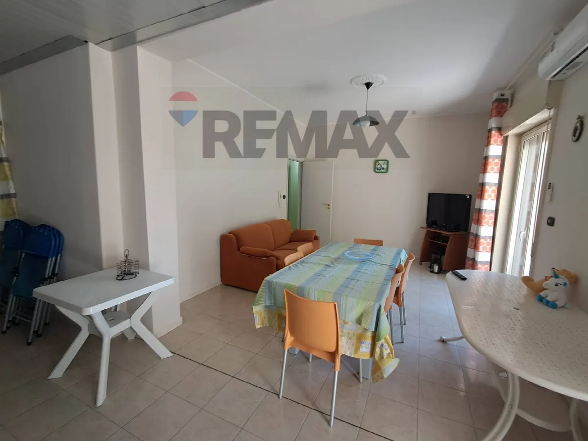 Appartamento in vendita a Giardini-Naxos, Giardini - foto 1