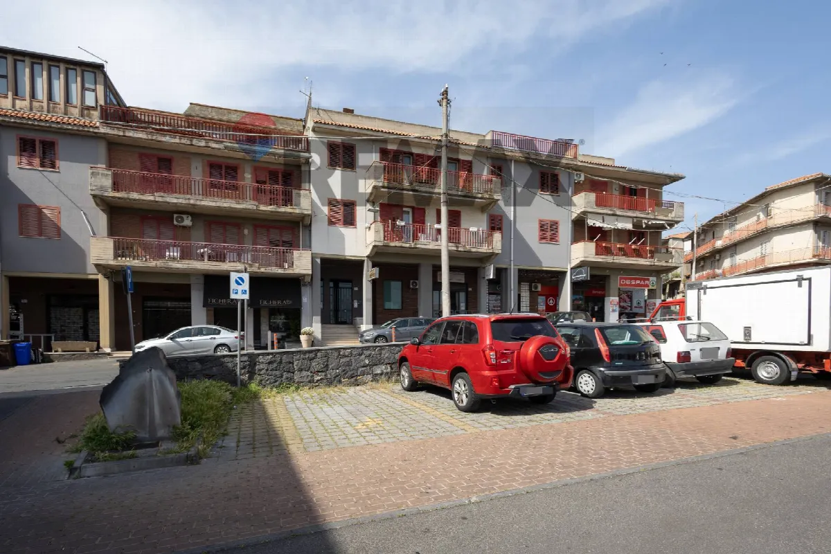 Appartamento in vendita a Motta Sant'Anastasia - foto 2