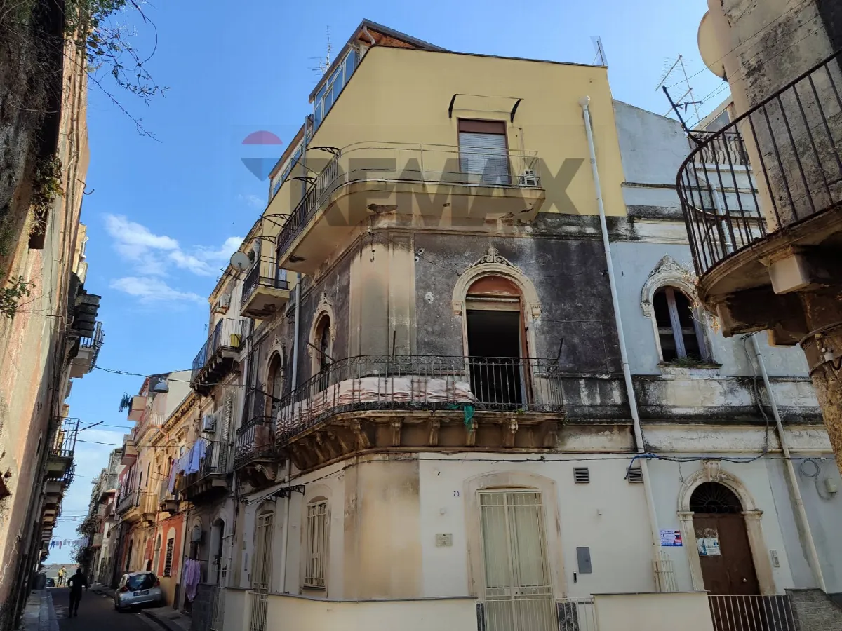 Appartamento in vendita a Catania, Centro Storico - foto 1
