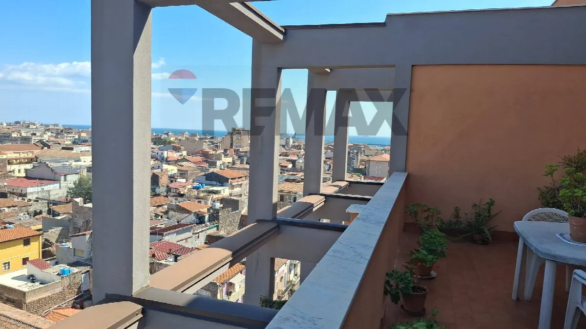 Appartamento in vendita a Catania, Centro Storico - foto 1