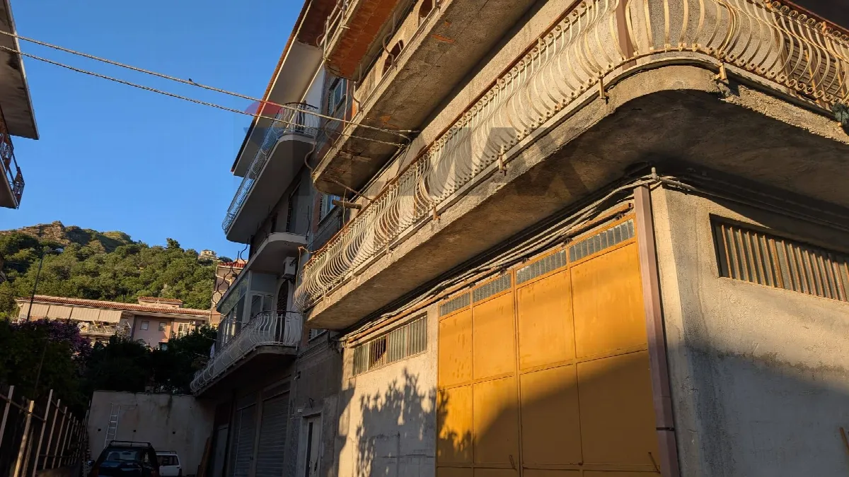 Appartamento in vendita a Gaggi - foto 1