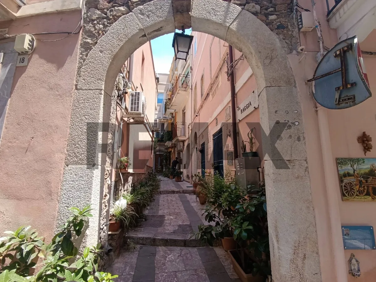 Appartamento in vendita a Taormina, Centro - foto 2