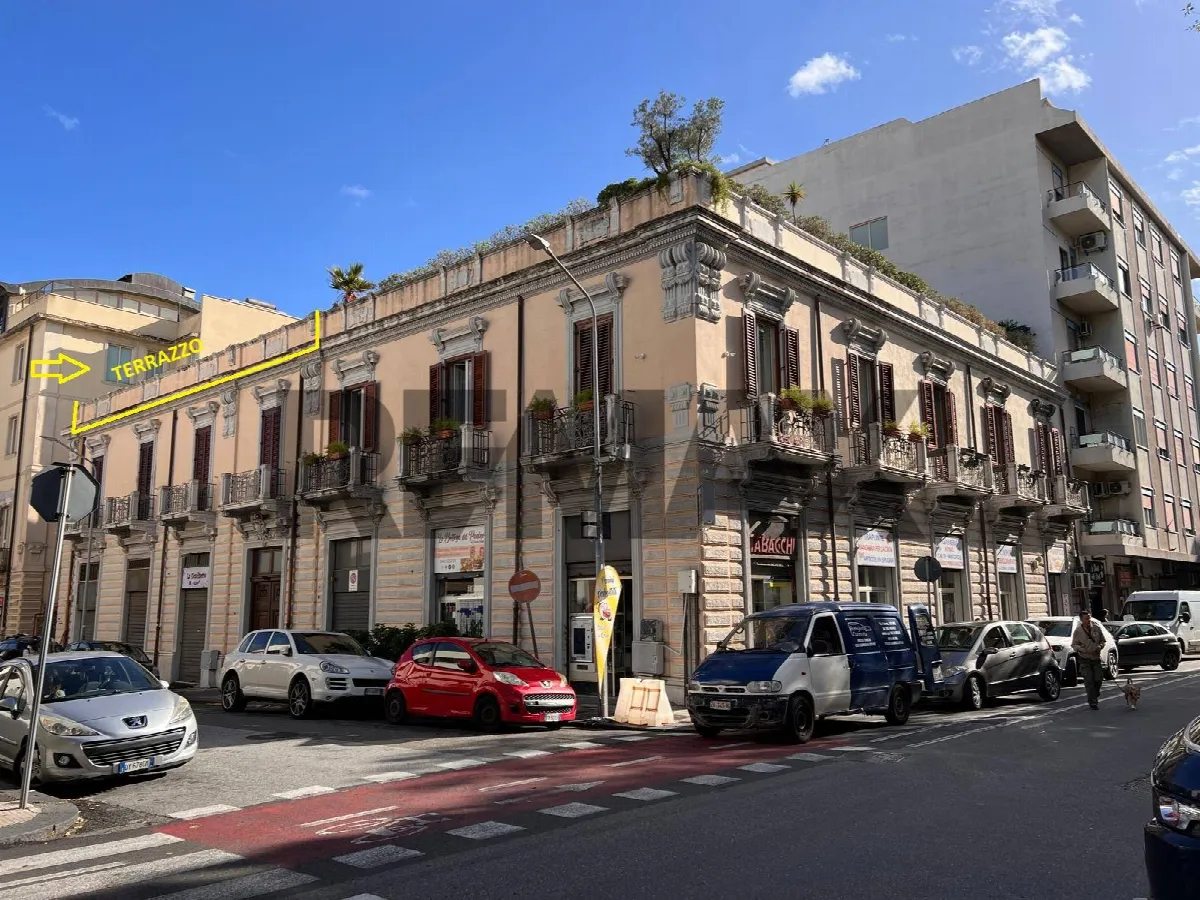Appartamento in vendita a Messina, Centro - foto 2