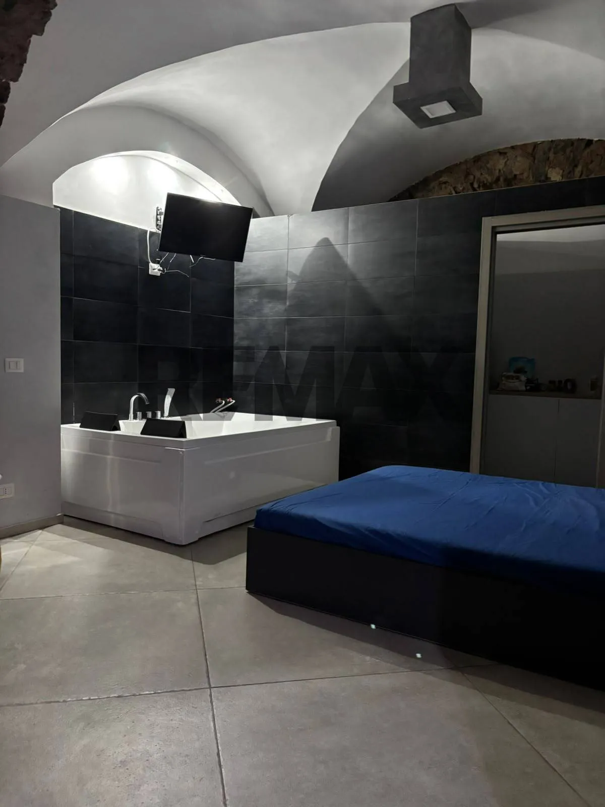 Loft/Open Space in vendita a Catania, Zona centro - foto 2