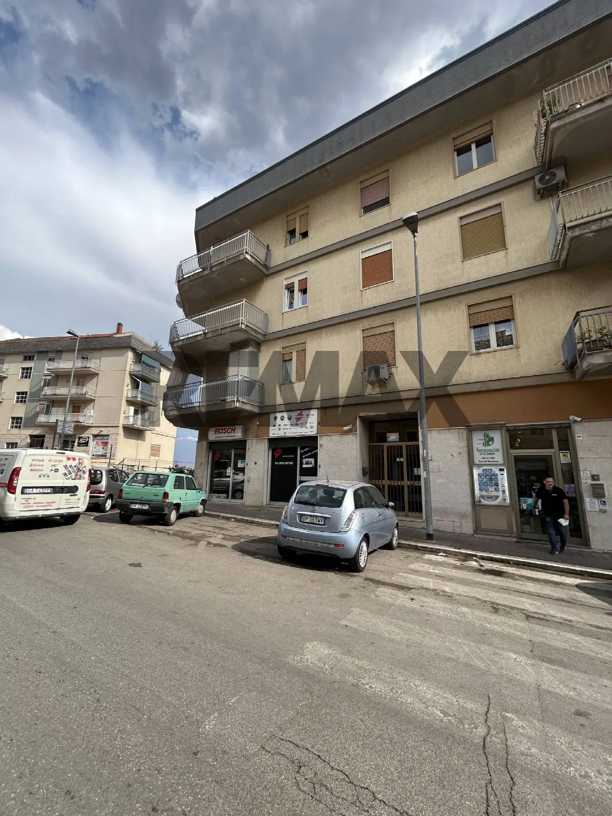 Appartamento in vendita a Caltanissetta, Zona Alta - foto 1