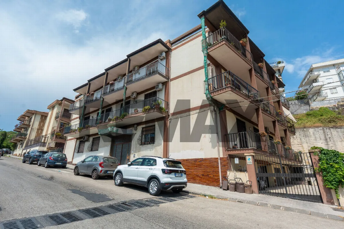 Appartamento in vendita a Sant'Agata li Battiati - foto 2