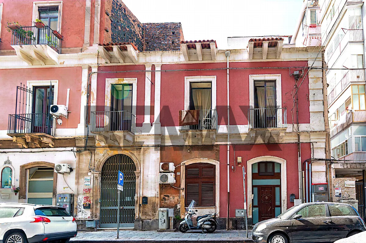 Appartamento in vendita a Catania, Zona centro - foto 2
