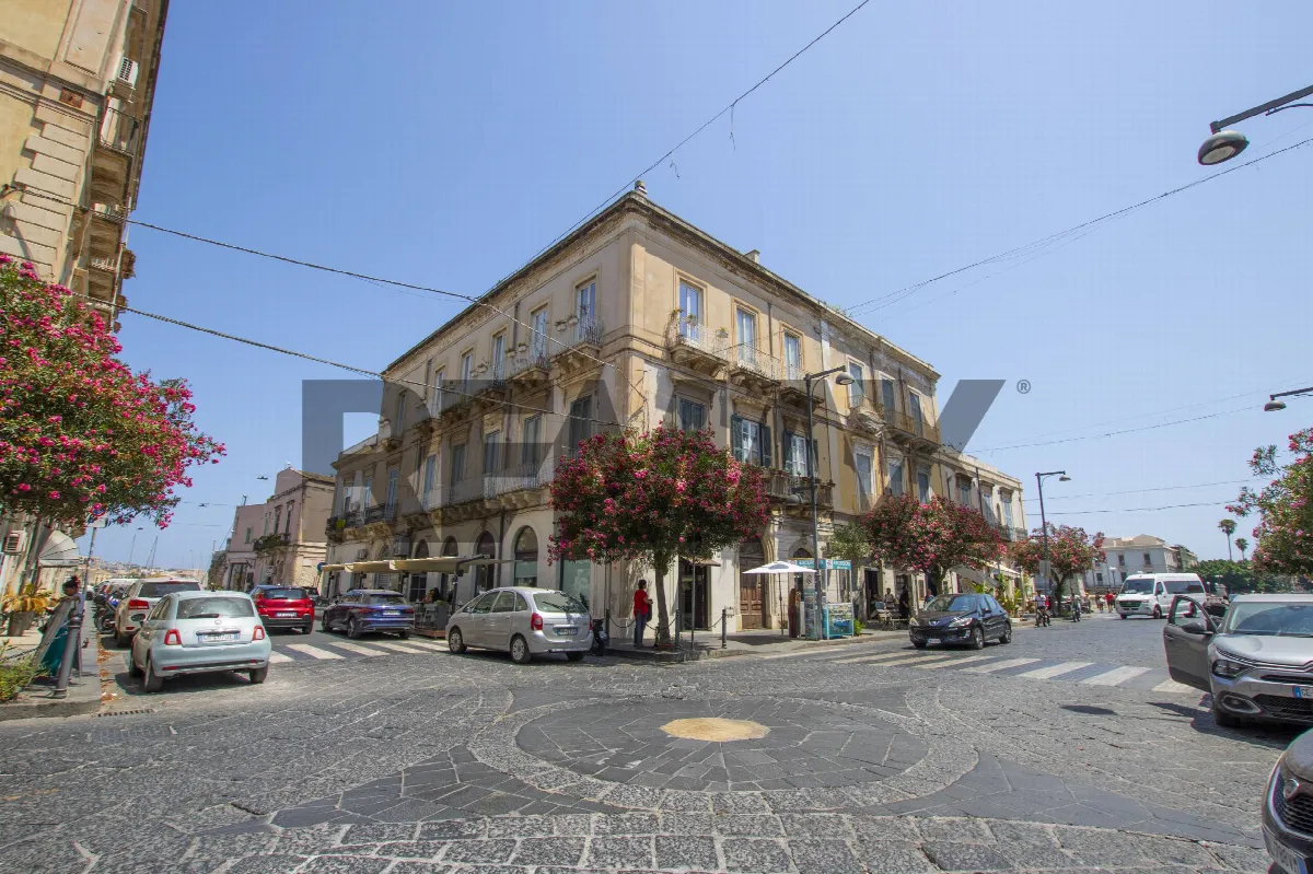 Appartamento in vendita a Siracusa, Umberto - foto 2