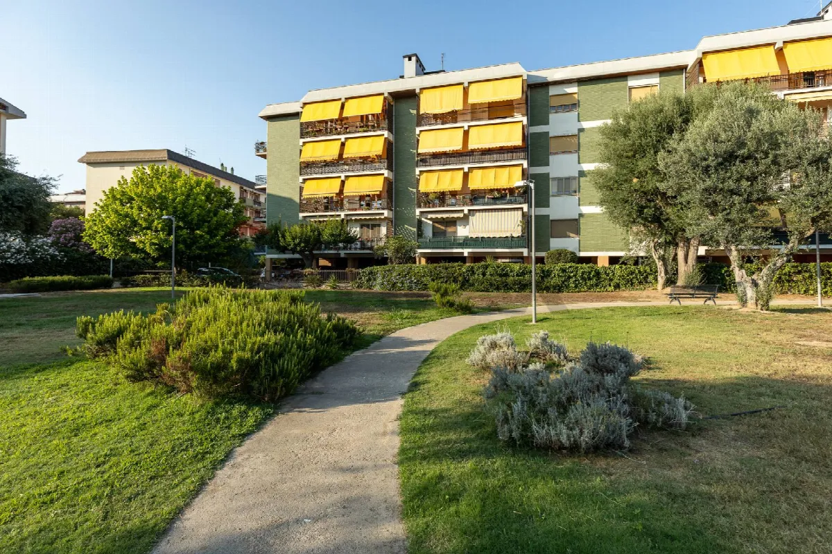 Appartamento in vendita a Cagliari, Quartiere del Sole - foto 1