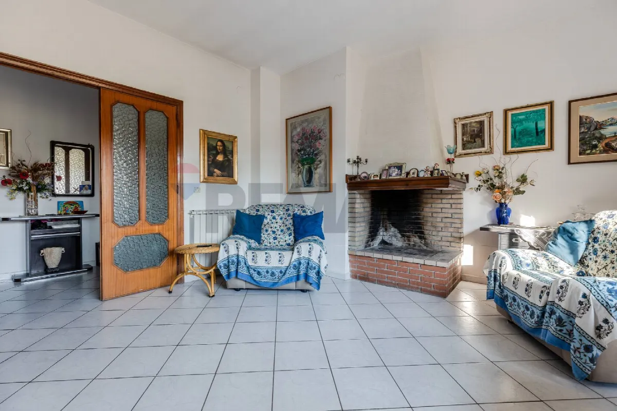 Appartamento in vendita a Cagliari, Quartiere del Sole - foto 5