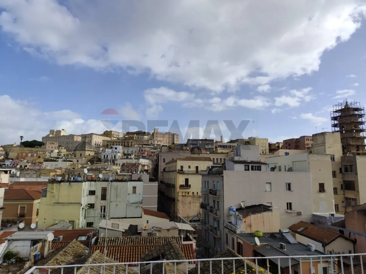 Appartamento in vendita a Cagliari, Marina - foto 2