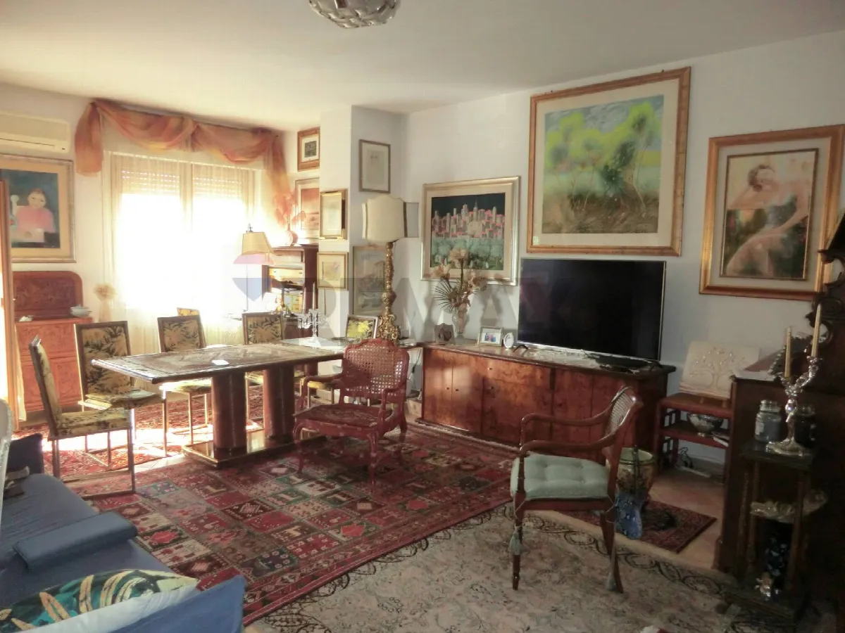 Appartamento in vendita a Follonica, Centro - foto 1