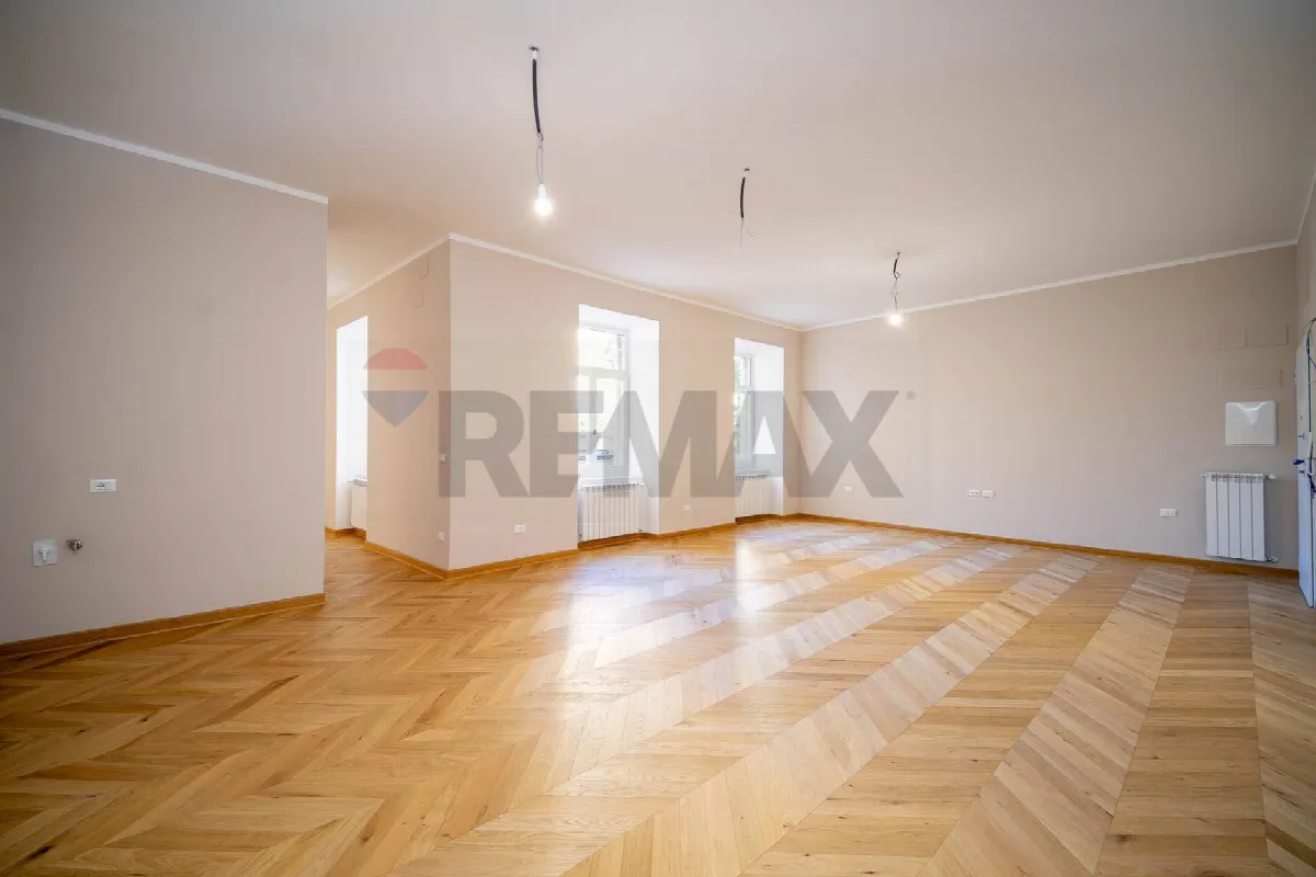 Appartamento in vendita a Trieste, Centro - foto 4