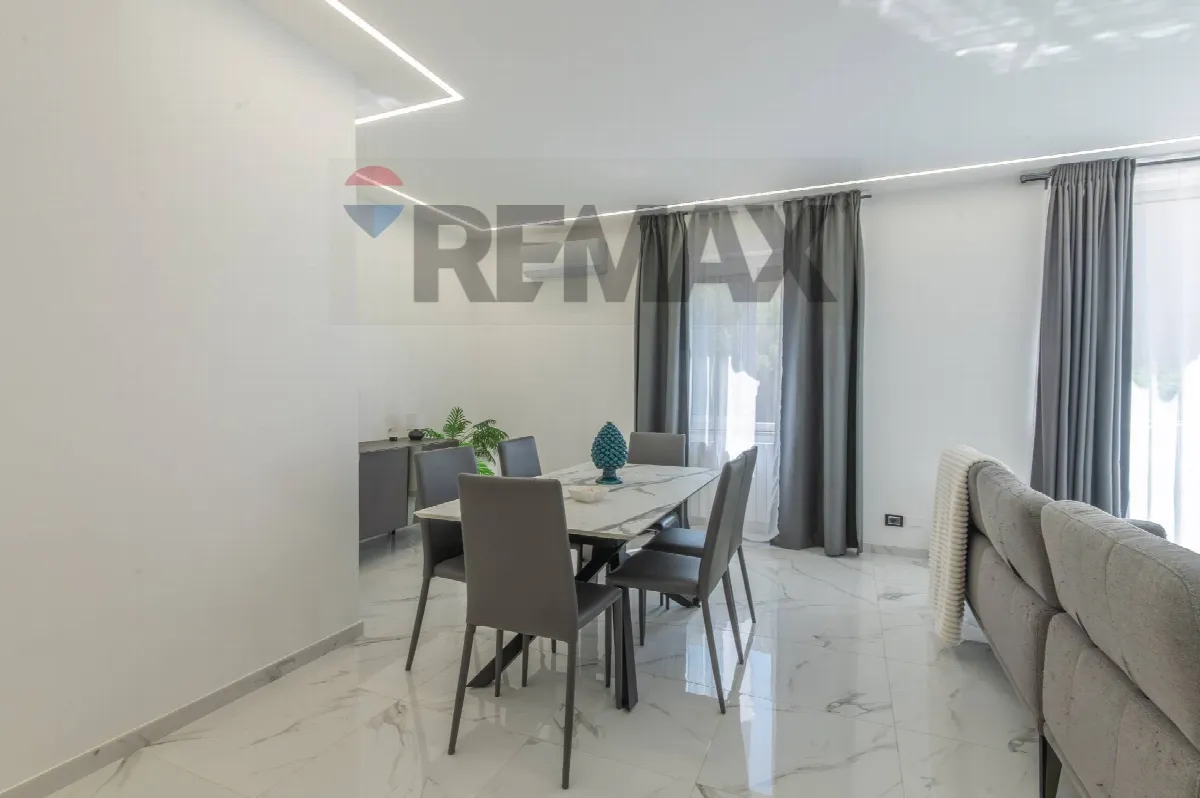 Appartamento in vendita a Siracusa, Scala Greca - foto 1