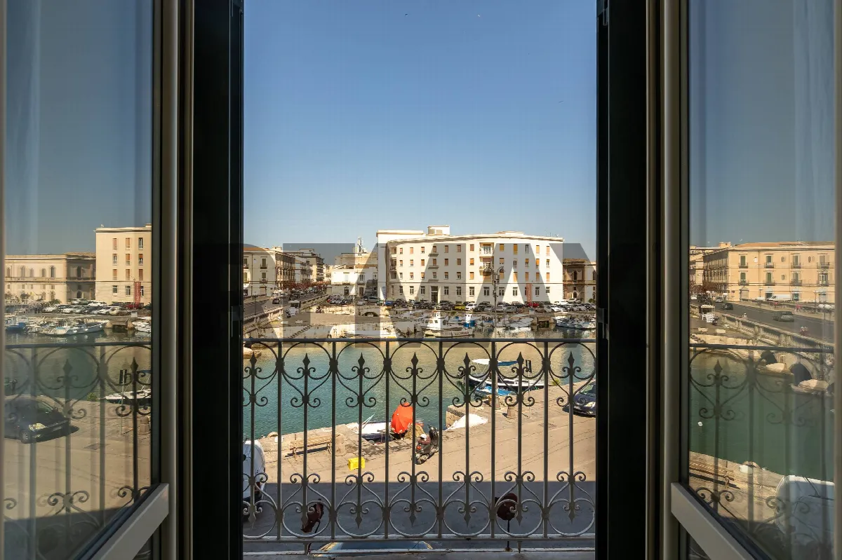 Appartamento in vendita a Siracusa, Ortigia - foto 1