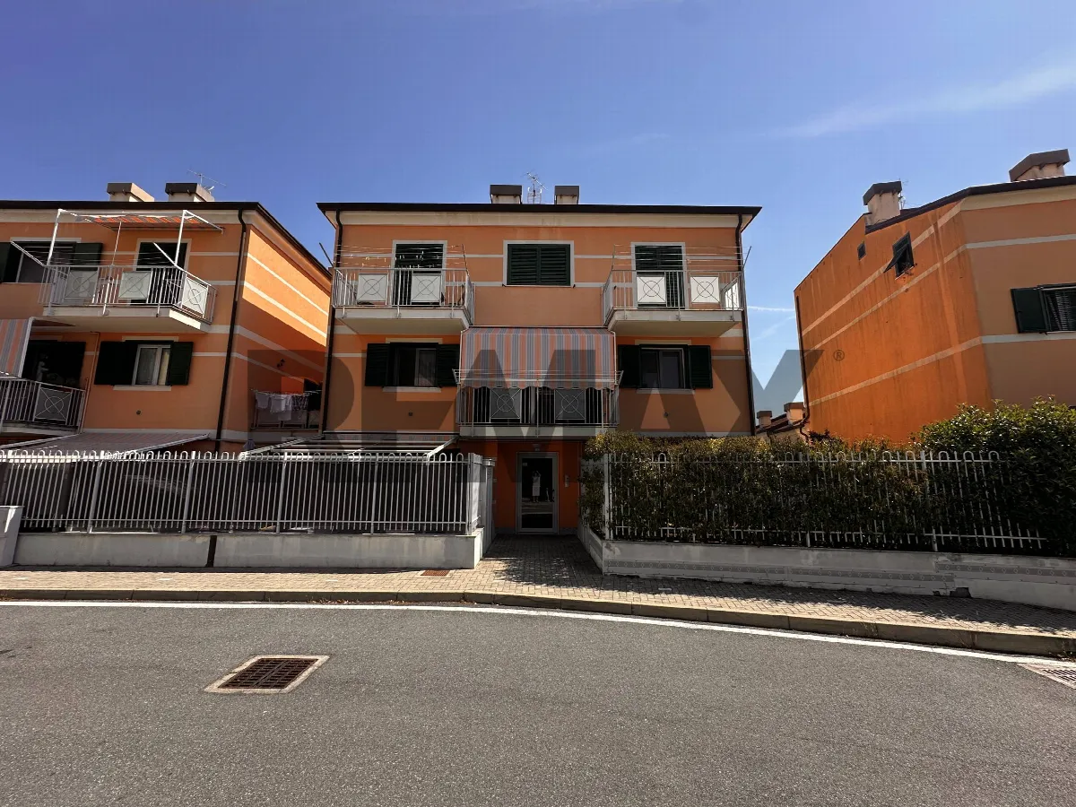 Appartamento in vendita a Savona, LeginoZinola - foto 1