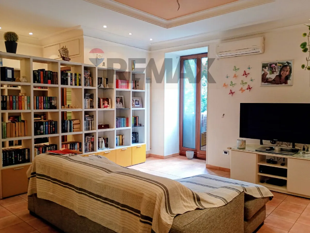 Appartamento in vendita a Napoli, Stella - foto 2