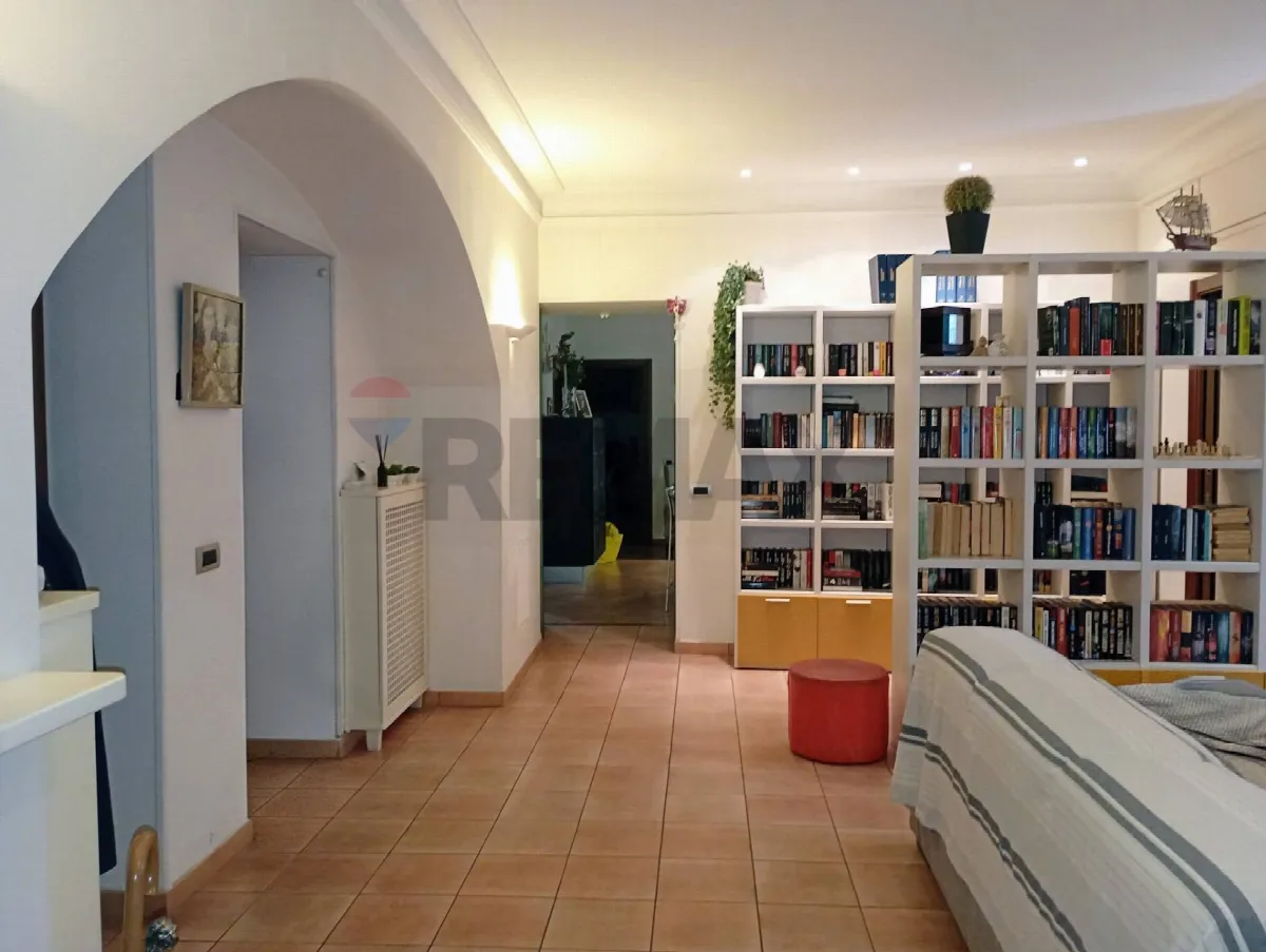 Appartamento in vendita a Napoli, Stella - foto 4