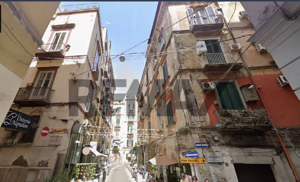 Appartamento in vendita a Napoli, Chiaia - foto 2