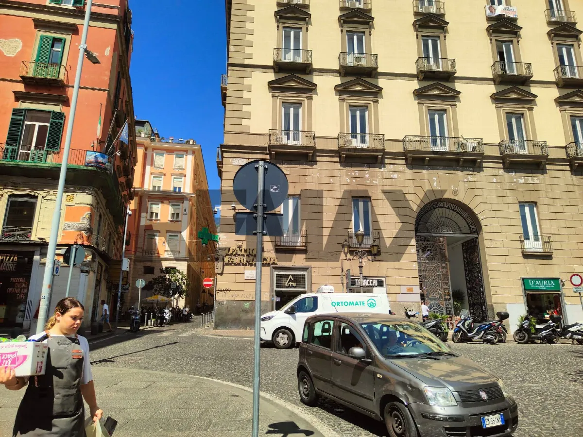 Appartamento in vendita a Napoli, Porto - foto 3