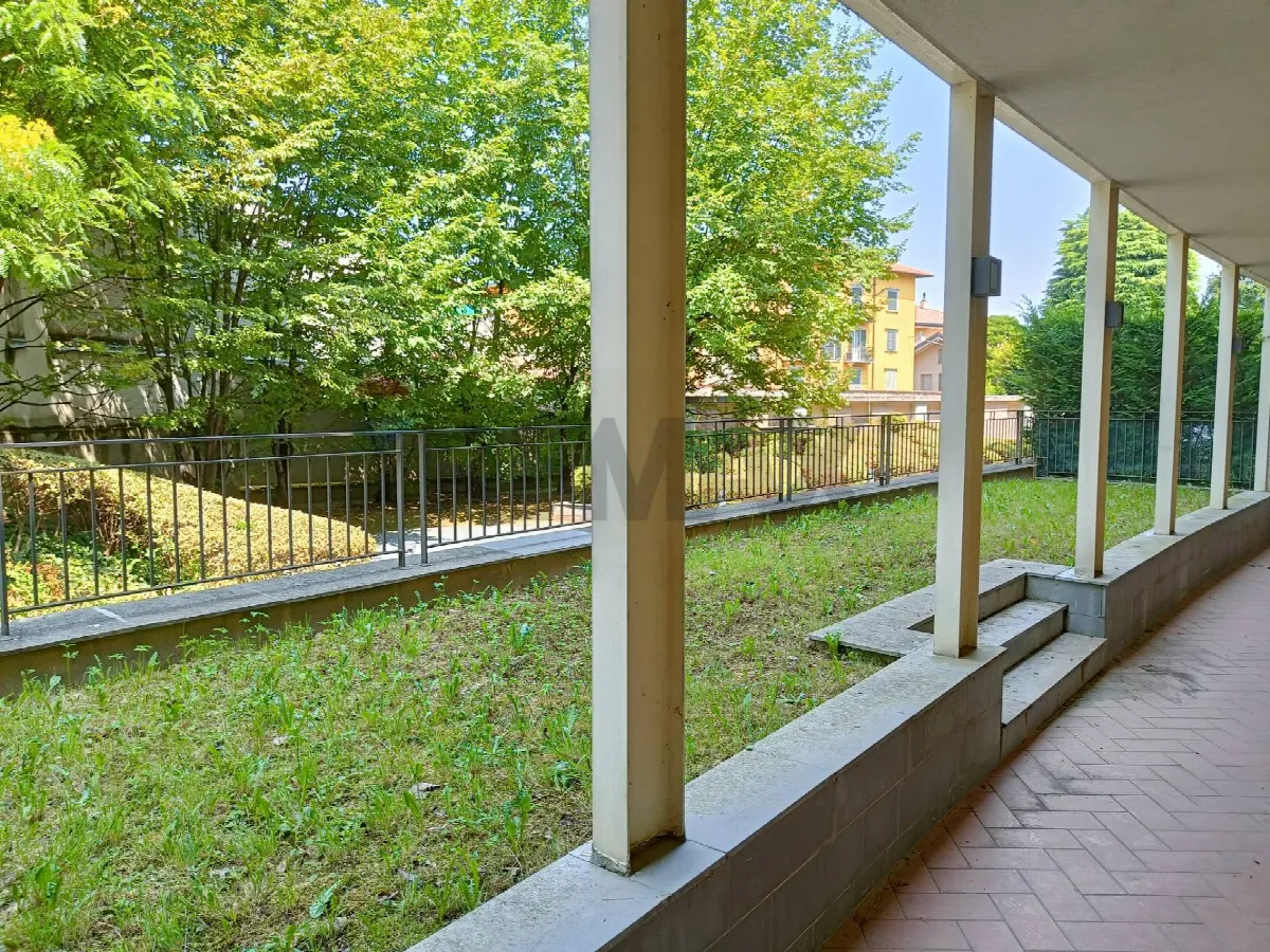 Appartamento in vendita a Bergamo, Centrale - foto 9