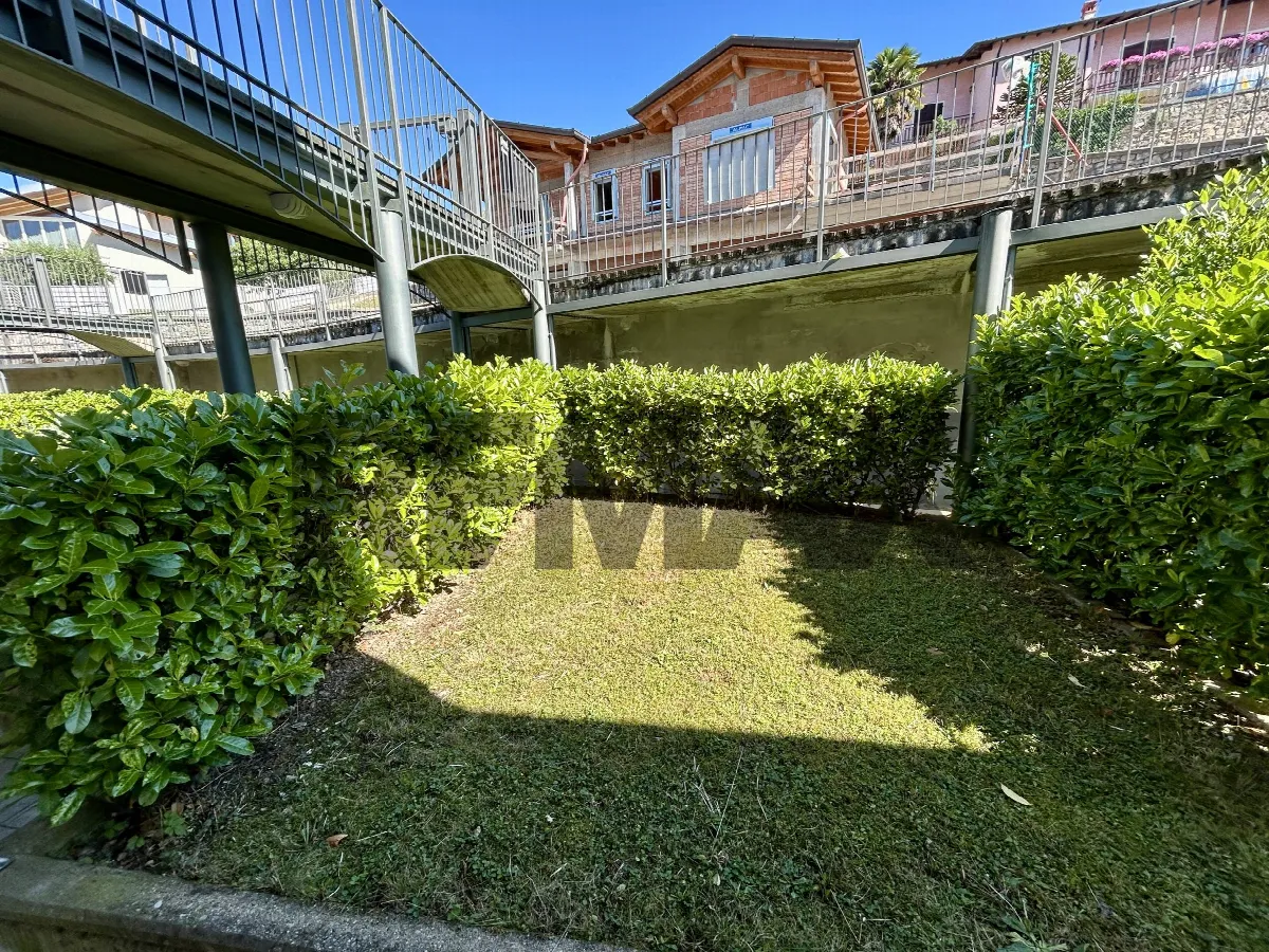 Appartamento in vendita a Solto Collina - foto 10