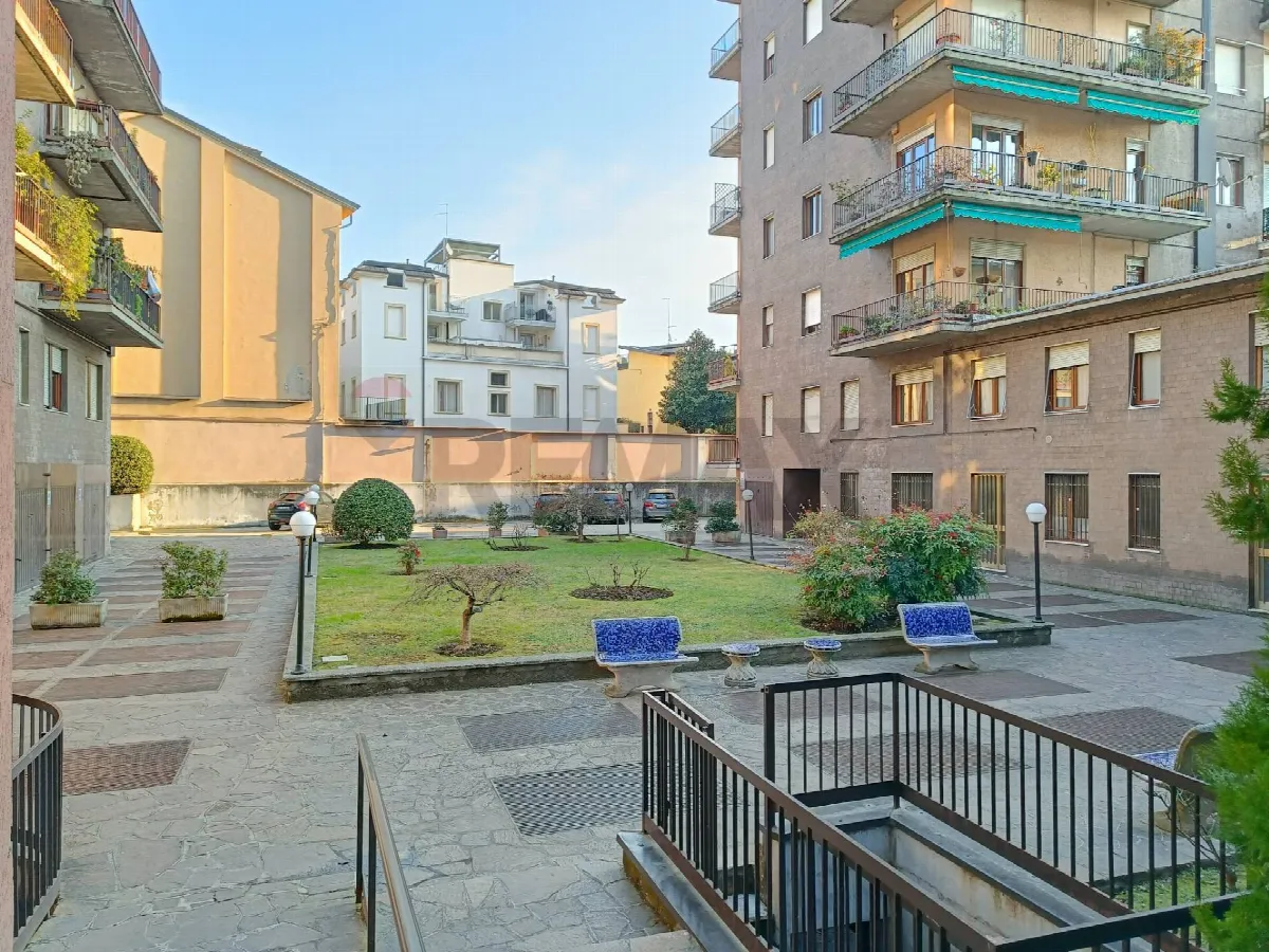Appartamento in vendita a Bergamo, Centrale - foto 3