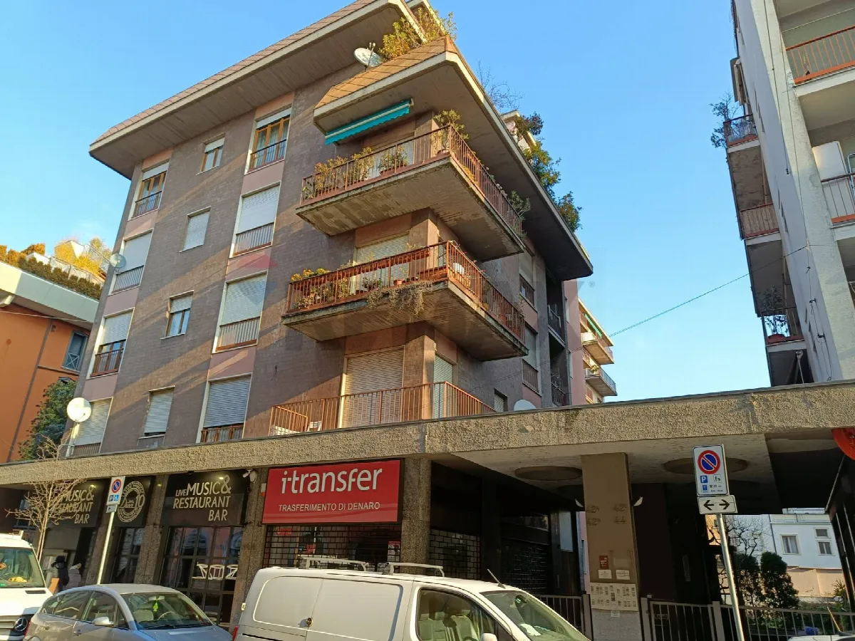 Appartamento in vendita a Bergamo, Centrale - foto 9