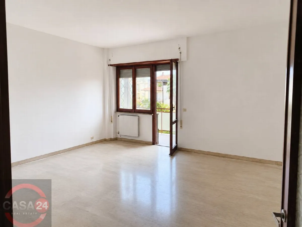 Appartamento in vendita a Latina, R0 Zona Centrale - foto 4