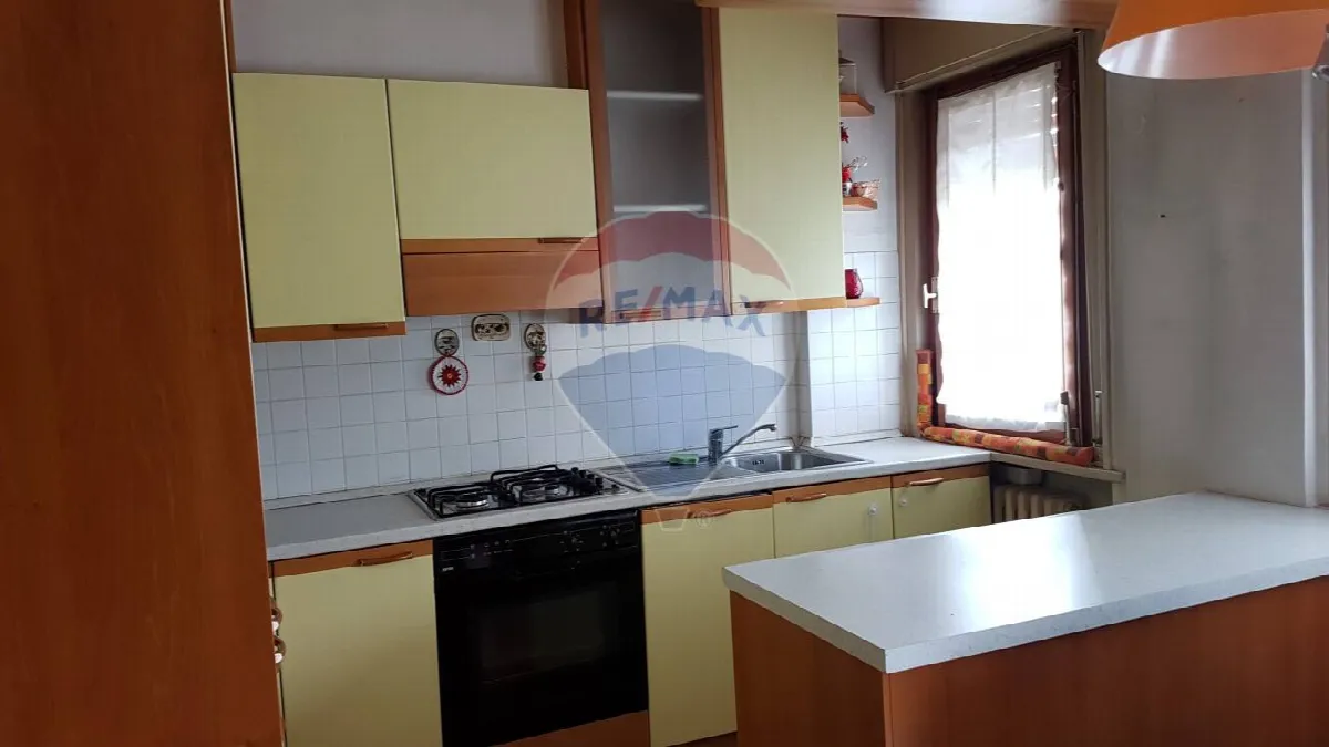 Appartamento in vendita a Belluno, Via Feltre - foto 7
