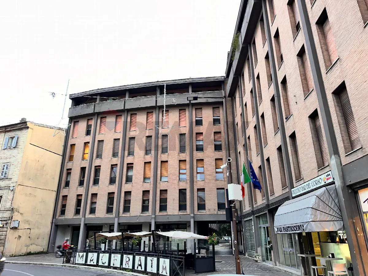 Appartamento in vendita a Macerata, Centro storico - foto 1