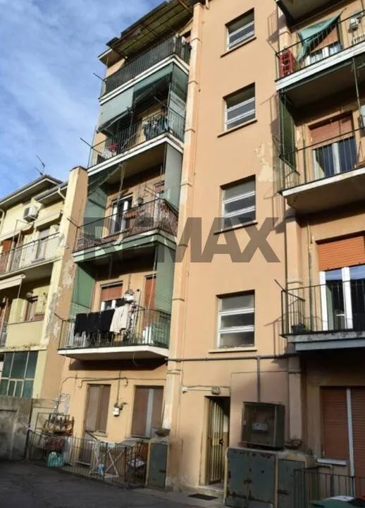 Appartamento in vendita a Novara, Centro - foto 2