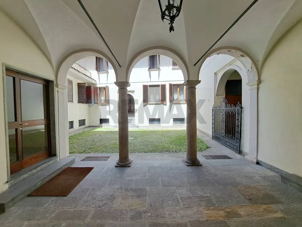 Appartamento in vendita a Pavia, Centro Storico - foto 2