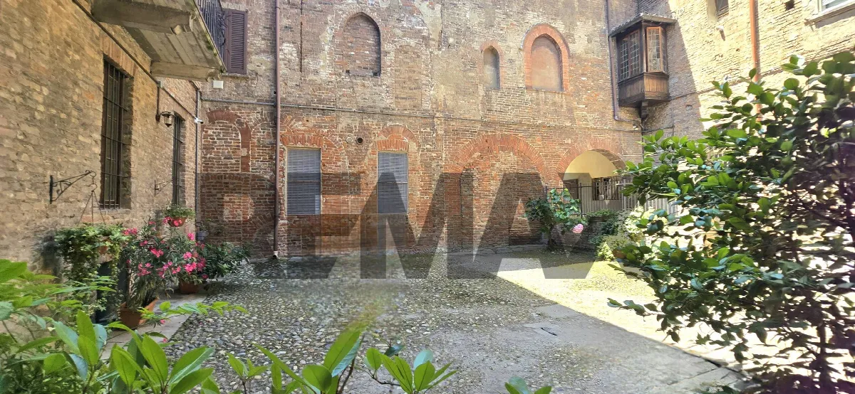 Appartamento in vendita a Pavia, Centro Storico - foto 6