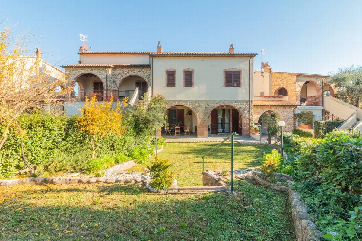Appartamento in vendita a Manciano, Montemerano - foto 1