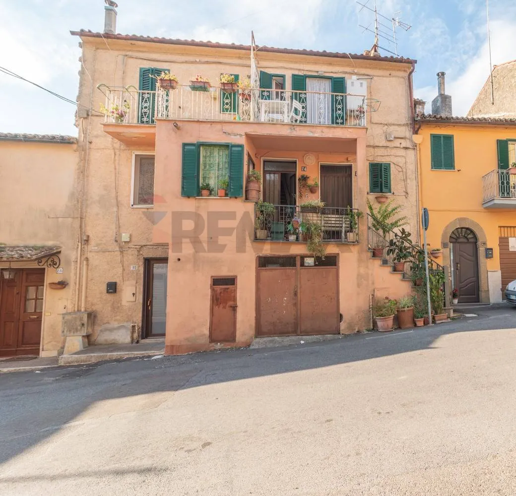 Appartamento in vendita a Ischia di Castro - foto 2