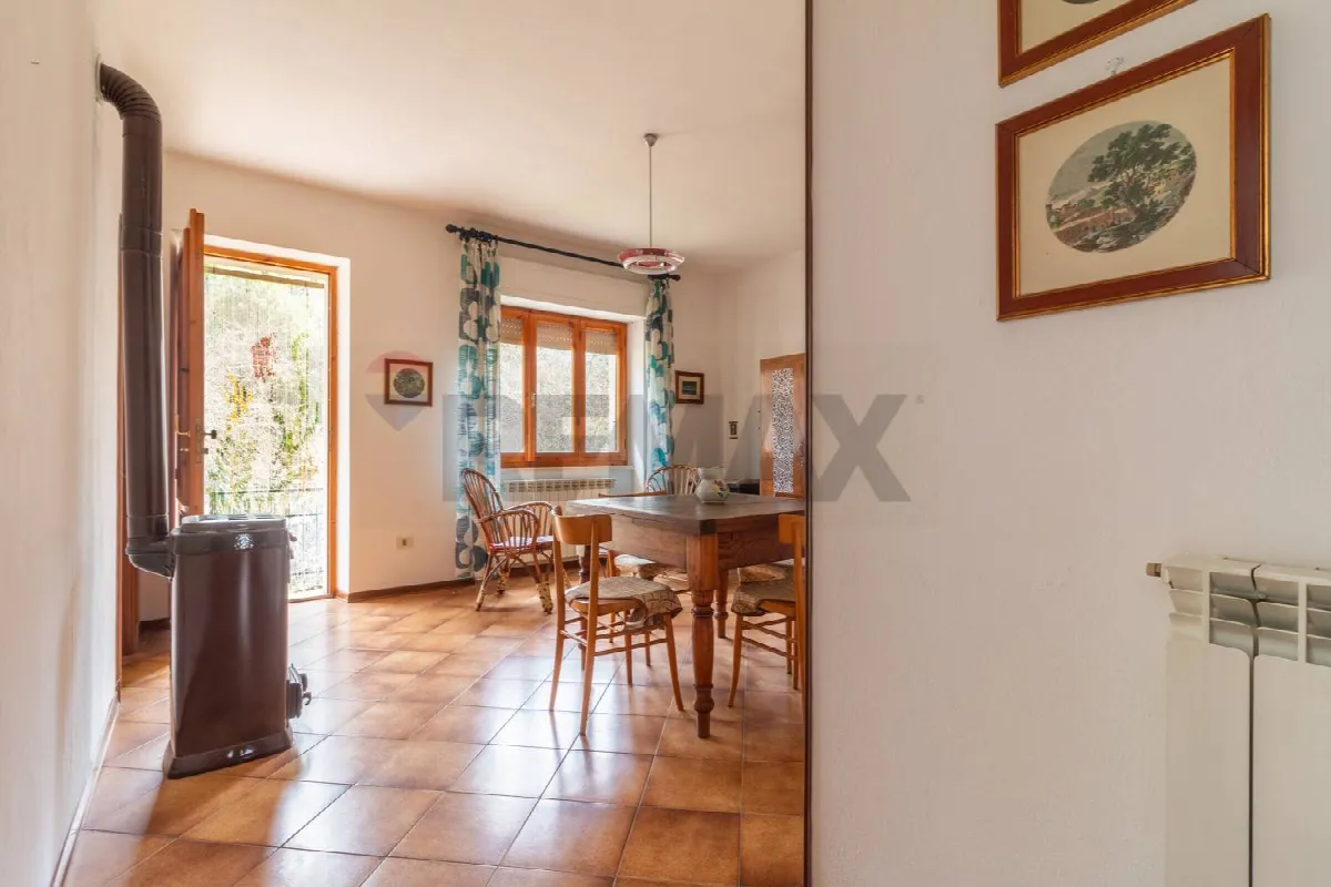 Appartamento in vendita a Semproniano - foto 2