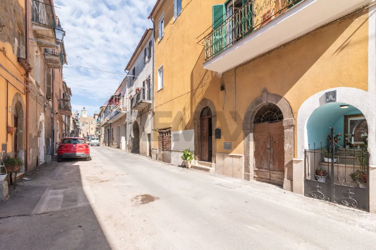 Appartamento in vendita a Ischia di Castro - foto 4