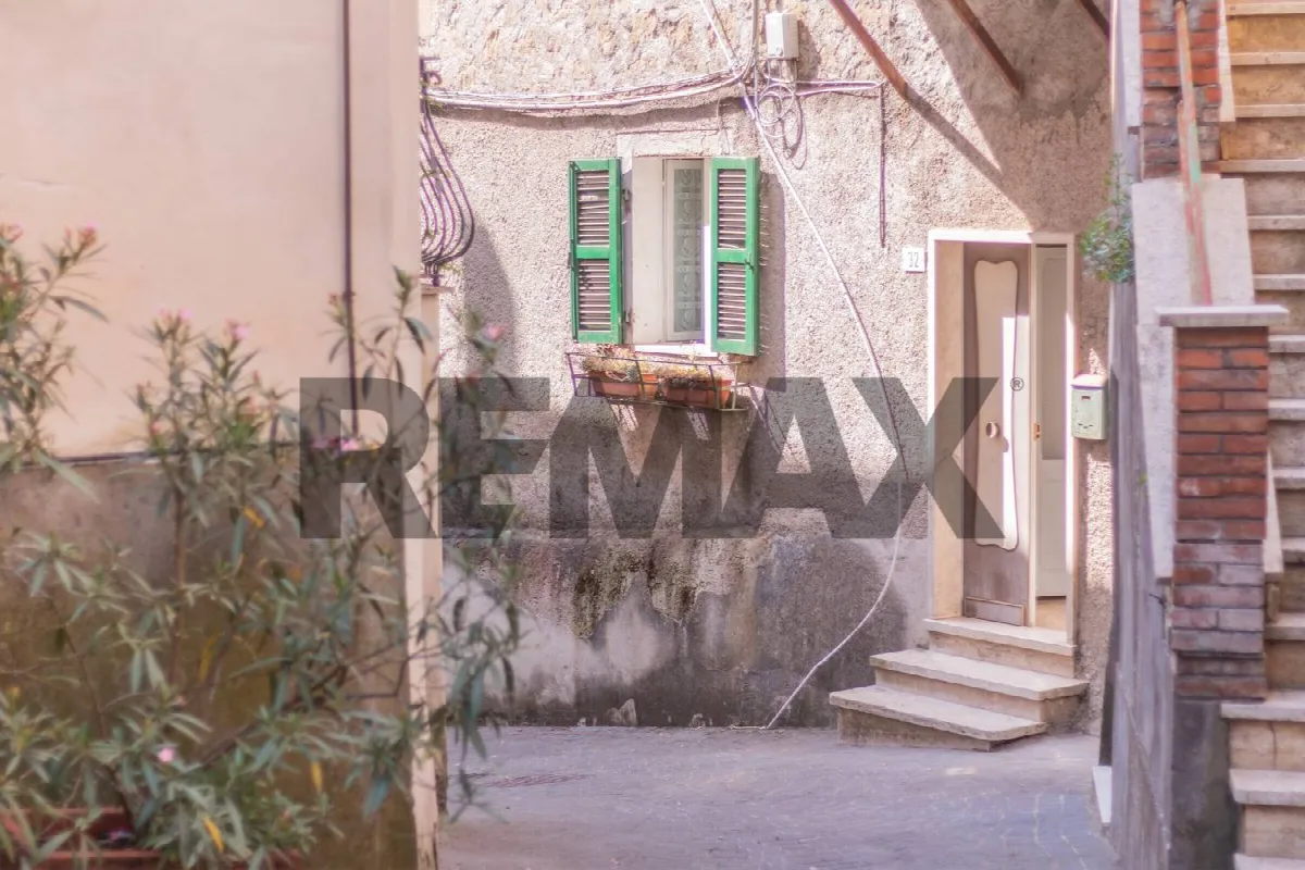 Appartamento in vendita a Ischia di Castro - foto 2