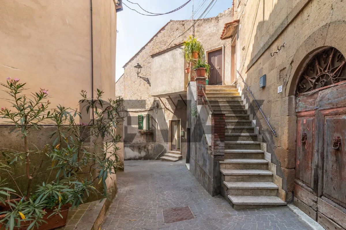 Appartamento in vendita a Ischia di Castro - foto 3