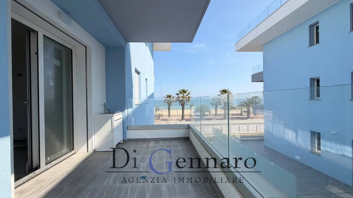 Trilocale in vendita a Tortoreto, Zona Mare - foto 2