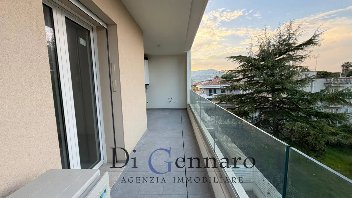 Appartamento Trilocale in vendita a Martinsicuro, Villa Rosa - foto 5